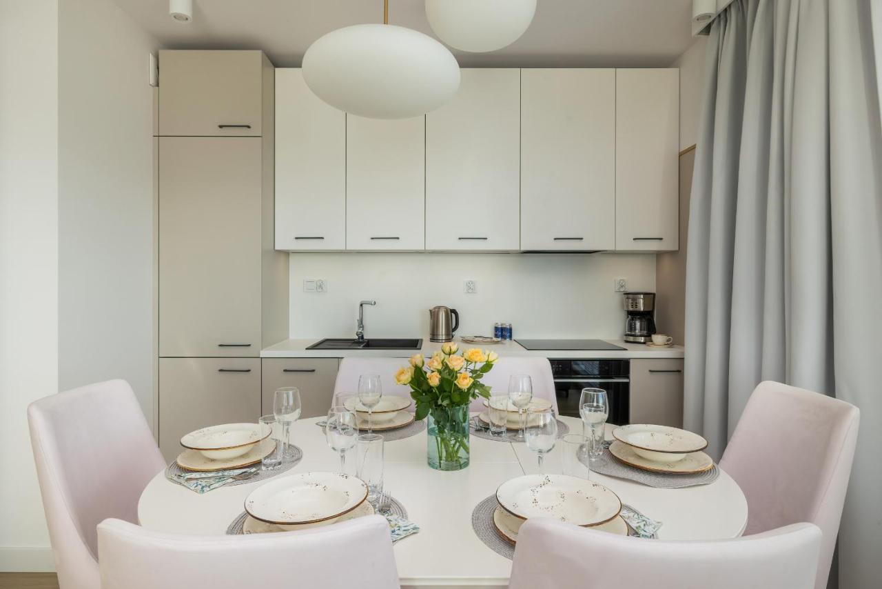 Family Apartment With Gym And Swimming Pool By Renters Prestige Kolobrzeg Exterior photo